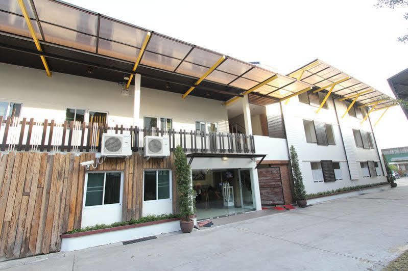 Leesort @ Onnuch Hotel Bangkok Luaran gambar