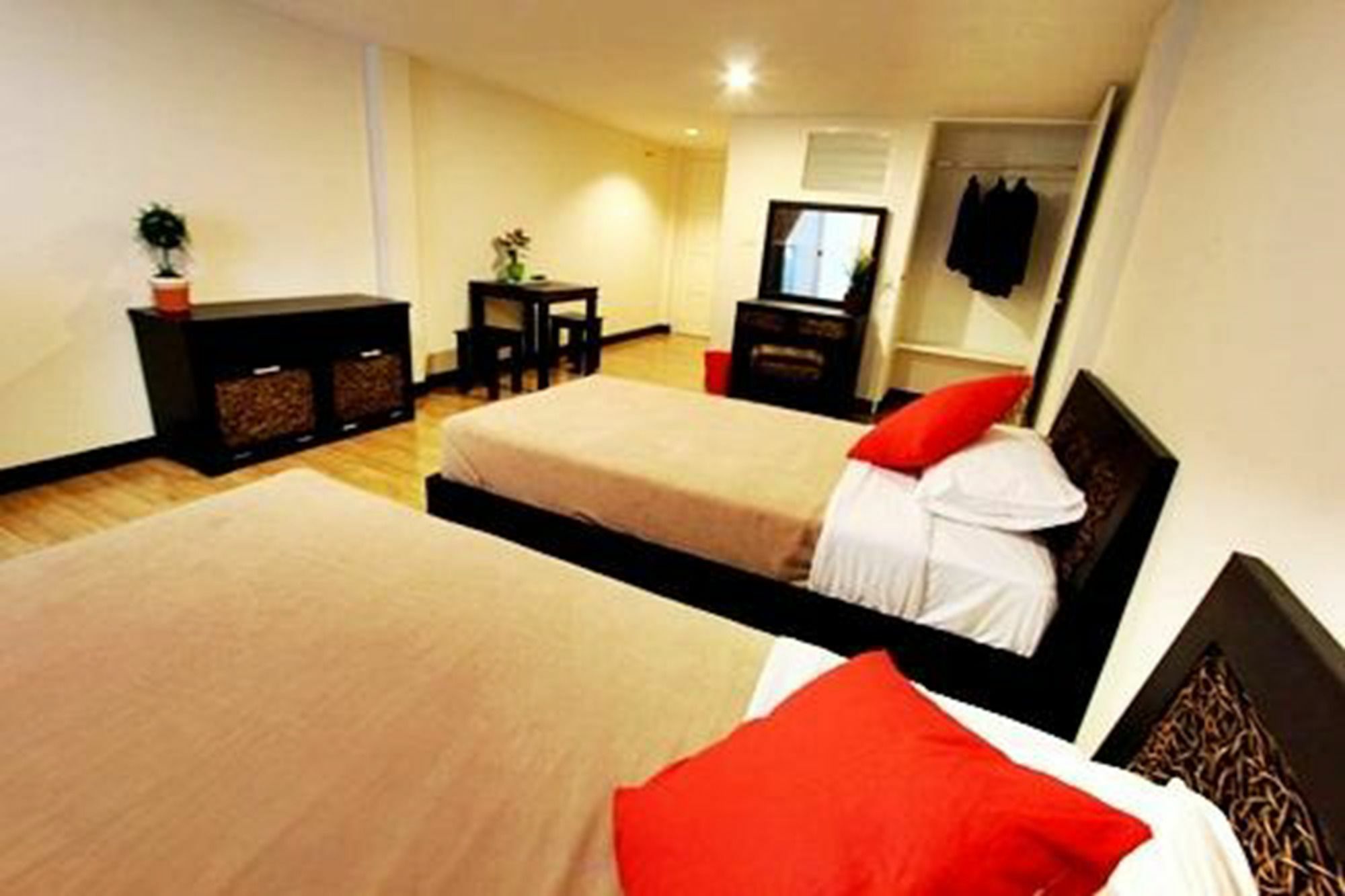 Leesort @ Onnuch Hotel Bangkok Luaran gambar