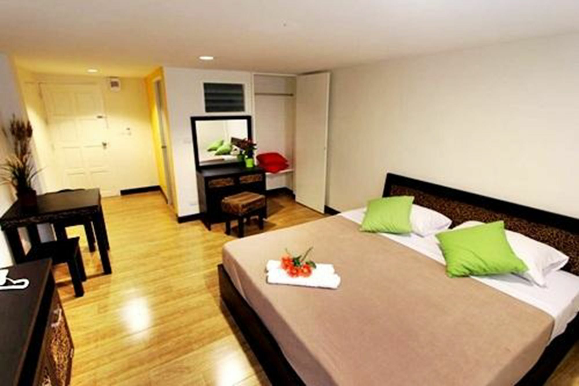 Leesort @ Onnuch Hotel Bangkok Luaran gambar